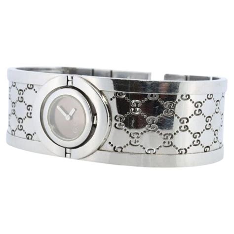 gucci timepiece sample sale